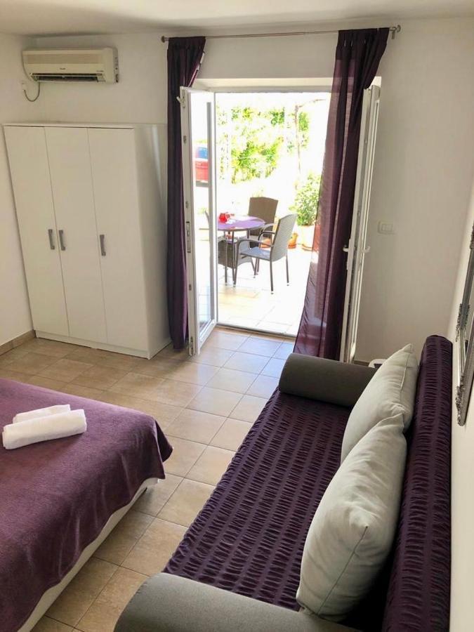 Apartmani “Kresimir” Omiš Exterior foto