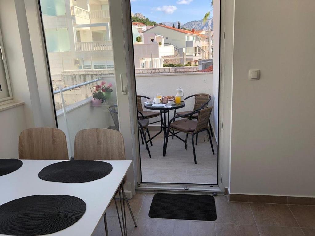 Apartmani “Kresimir” Omiš Exterior foto