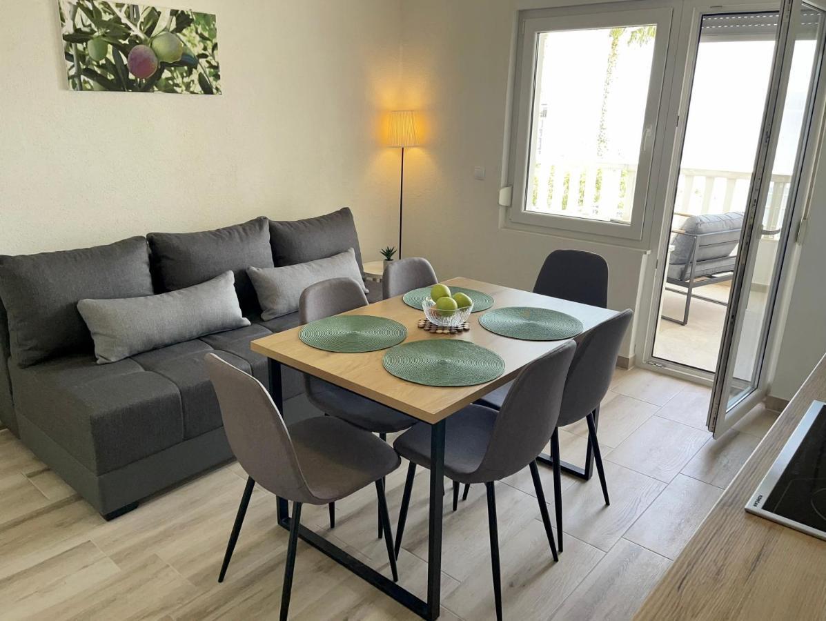 Apartmani “Kresimir” Omiš Exterior foto