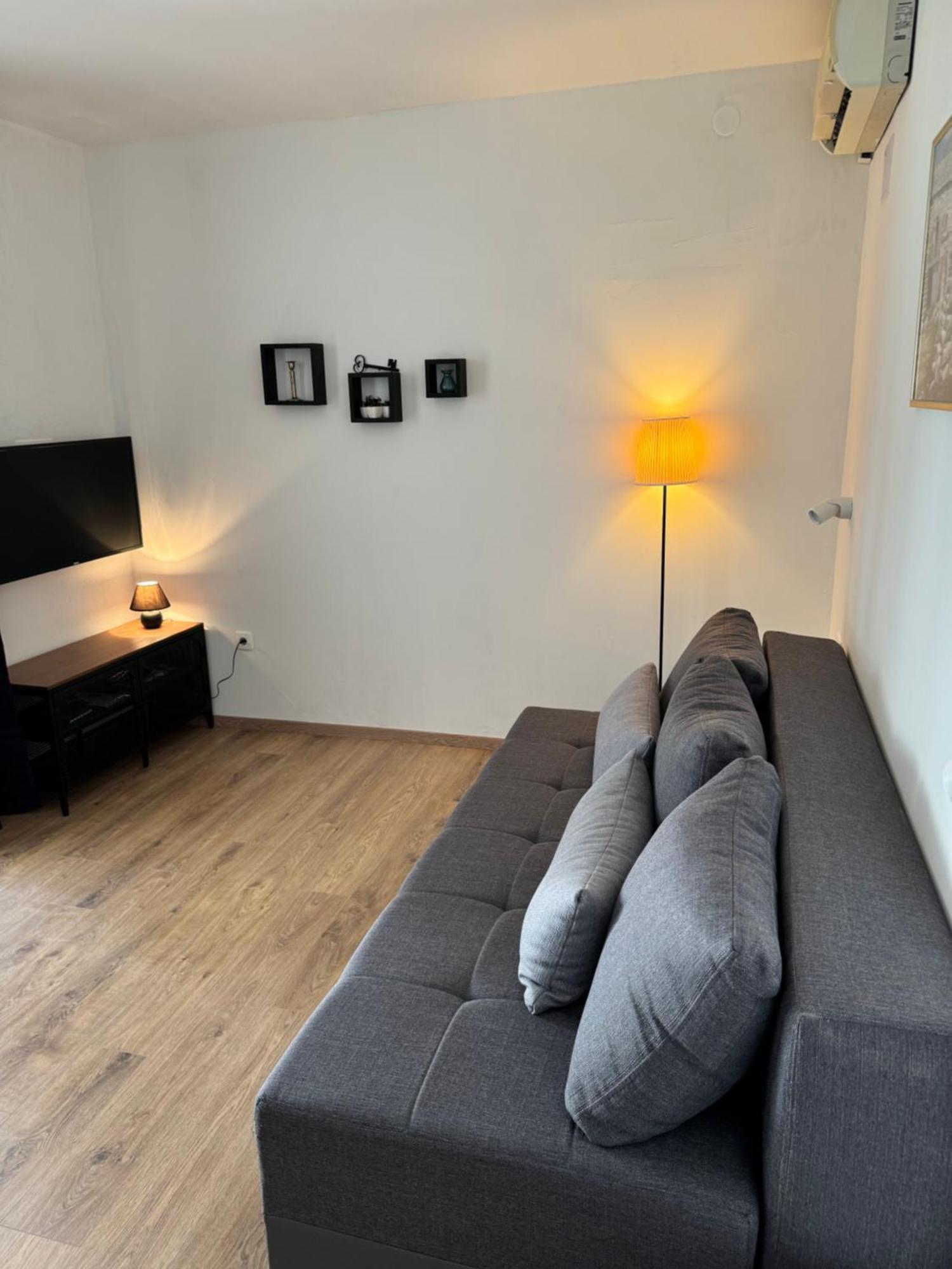 Apartmani “Kresimir” Omiš Exterior foto
